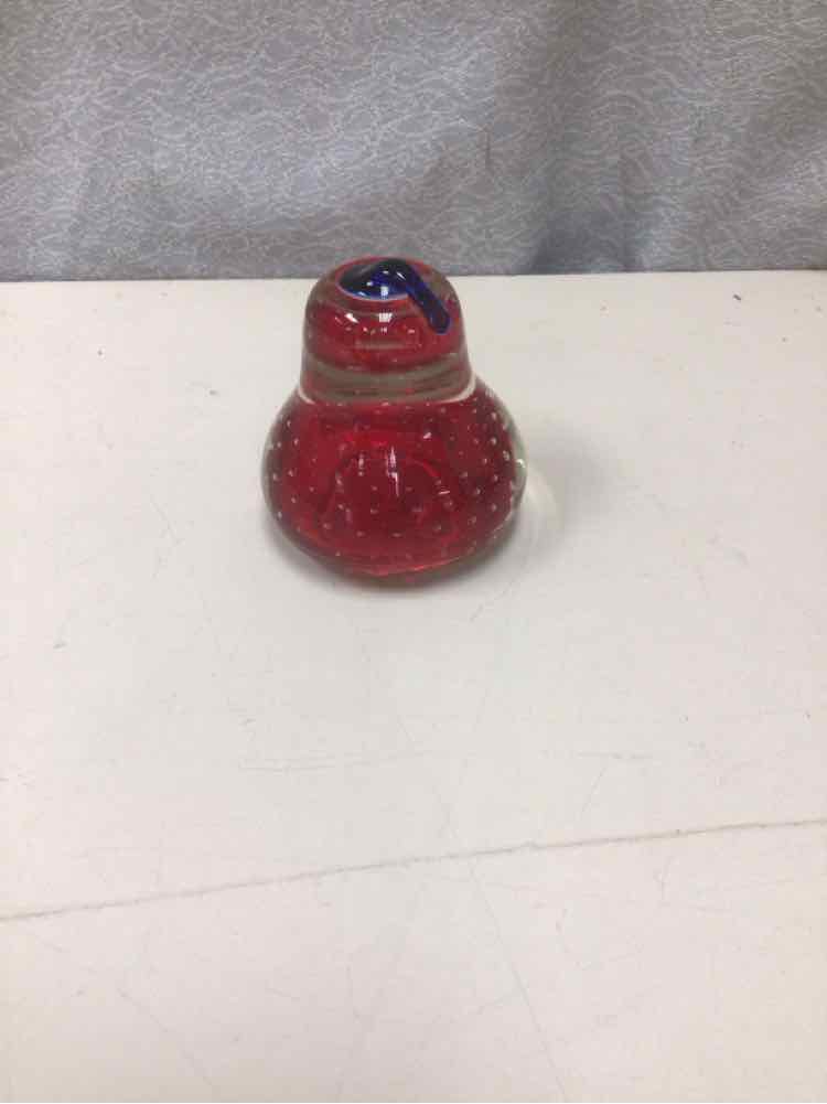 RED PEAR GLASS PAPERWEIGHT