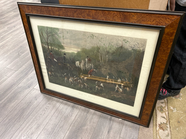 BROWN FRAME FOX & HOUND PIC
