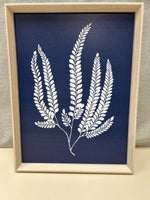BLUE/WHITE LEAF PIC