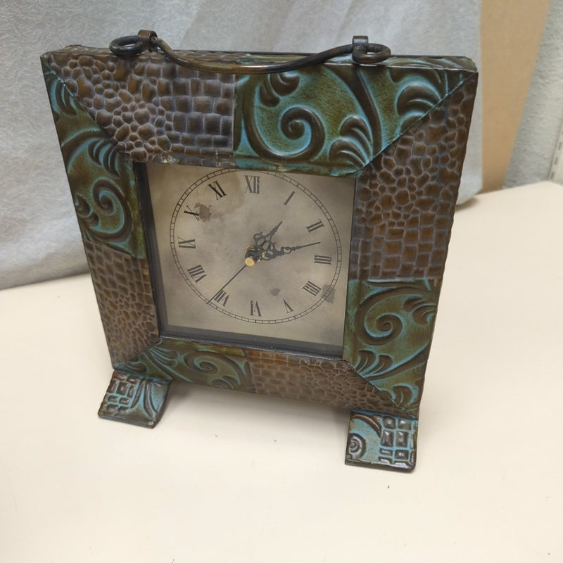 BROWN/BLUE METAL EMBLEMS CLOCK