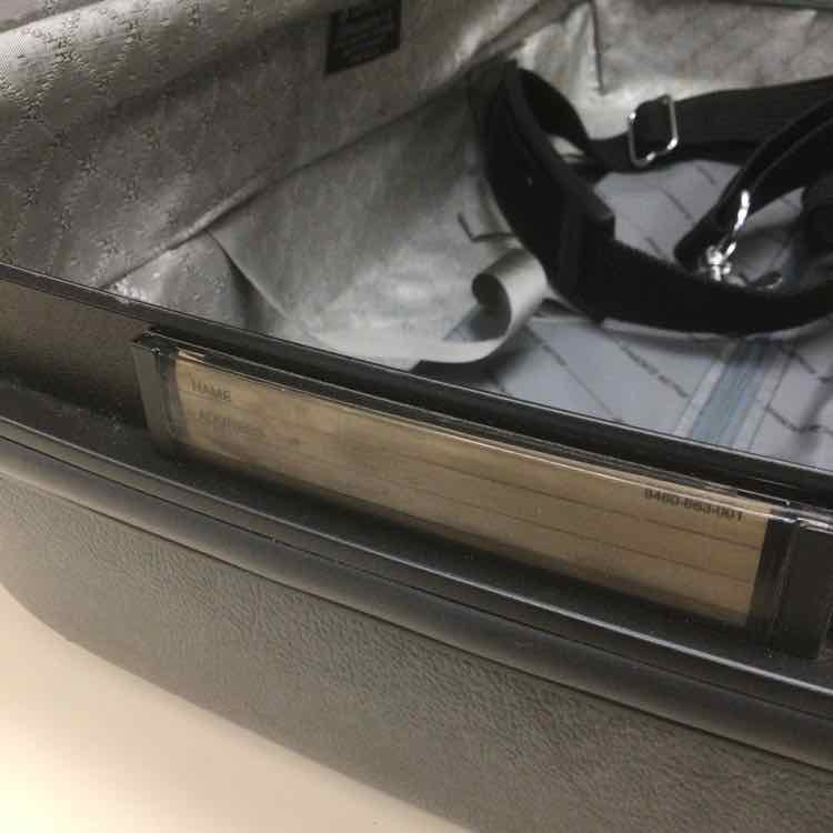 SAMSONITE GREY SUITCASE