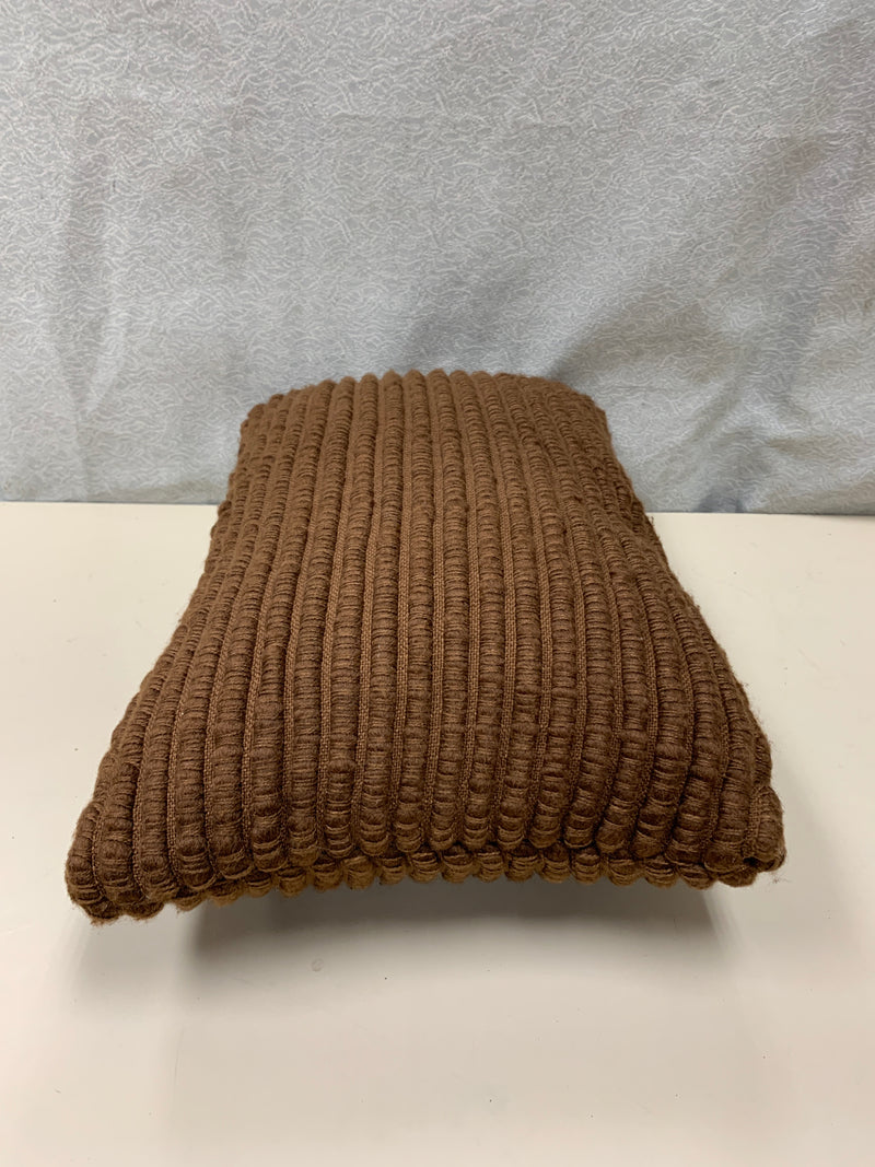 BROWN KNOTTED RECTANGLE PILLOW