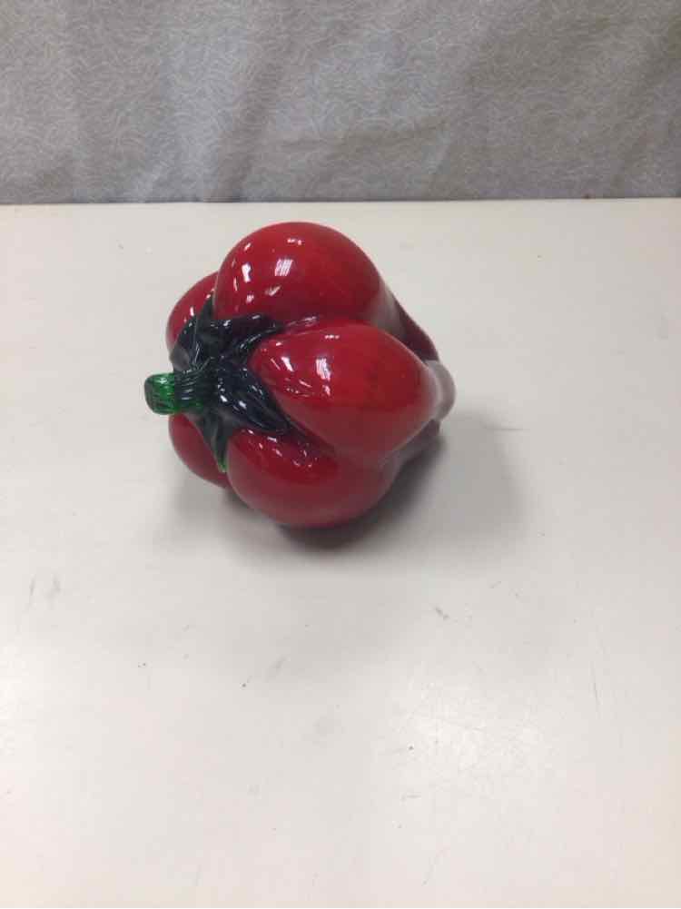 RED GLASS PEPPER