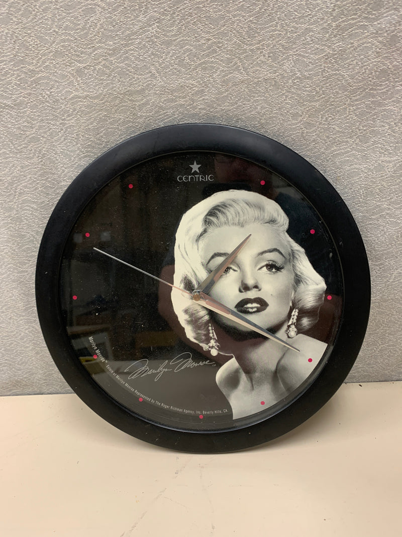 MARILYN MONROE WALL CLOCK