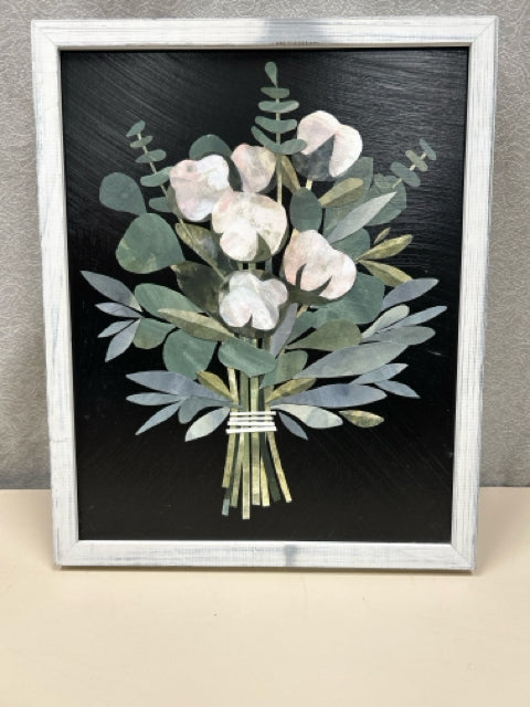 WHITE FLORAL PIC