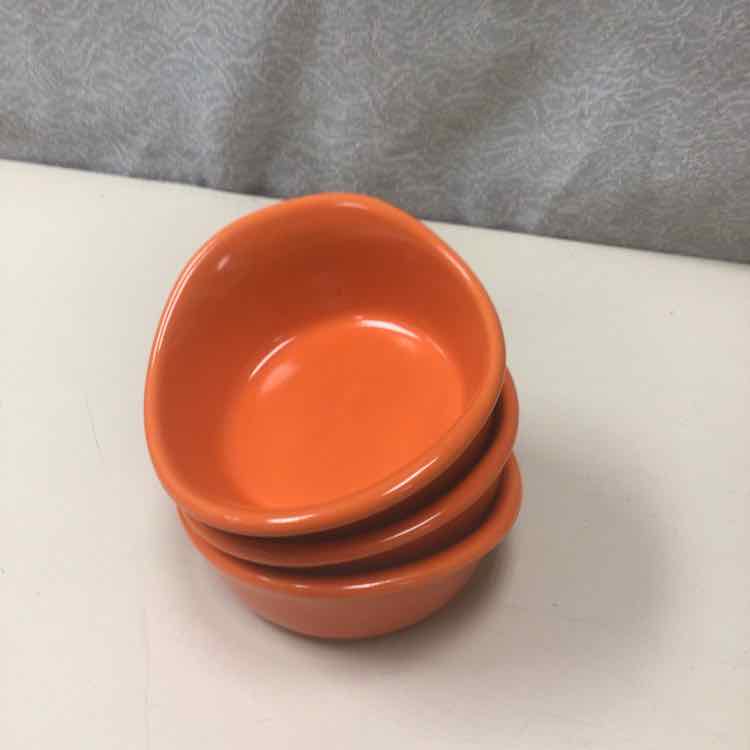 3 ORANGE CERAMIC RAMEKINS
