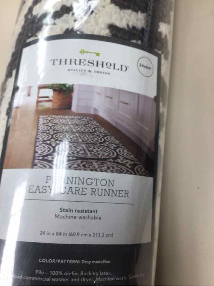 GRAY/WHITE PATTERN RUNNER