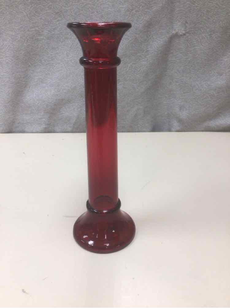 RED GLASS CANDLE STAND
