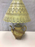 TEA POT TABLE LAMP METAL SHADE