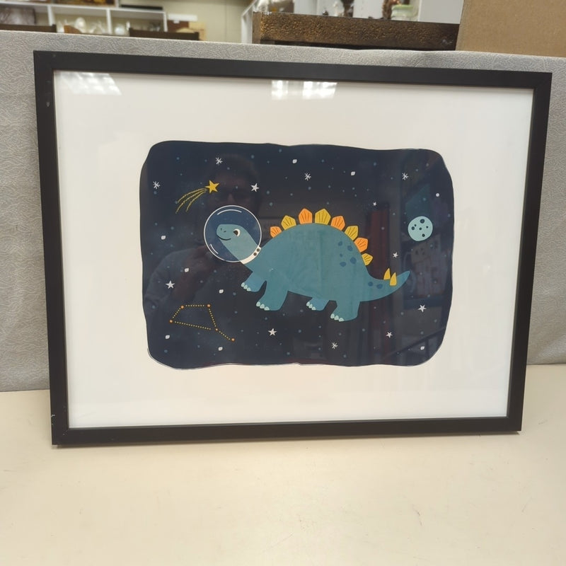 BLACK FRAME SPACE DINO PIC