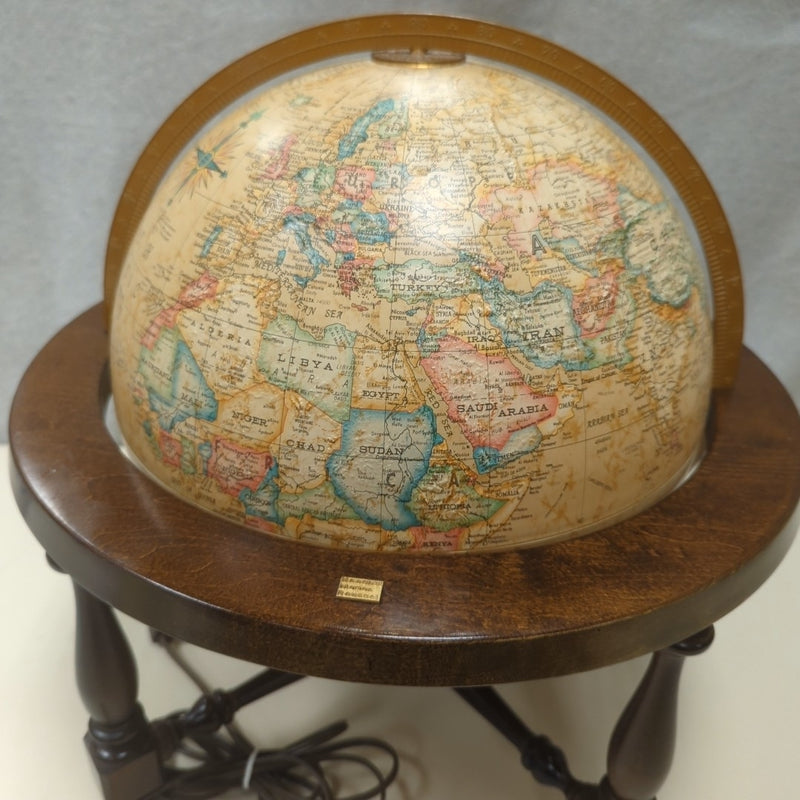 ILLUMINATED GLOBE LAMP