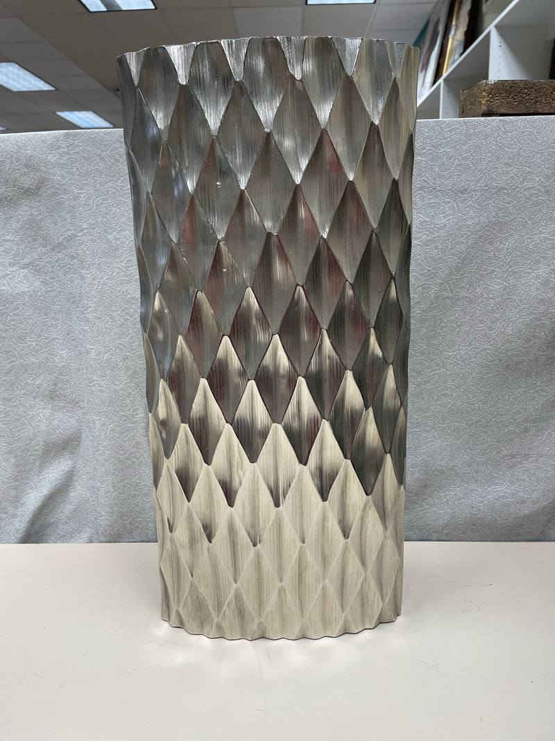 TALL SILVER TEXTURED VASE