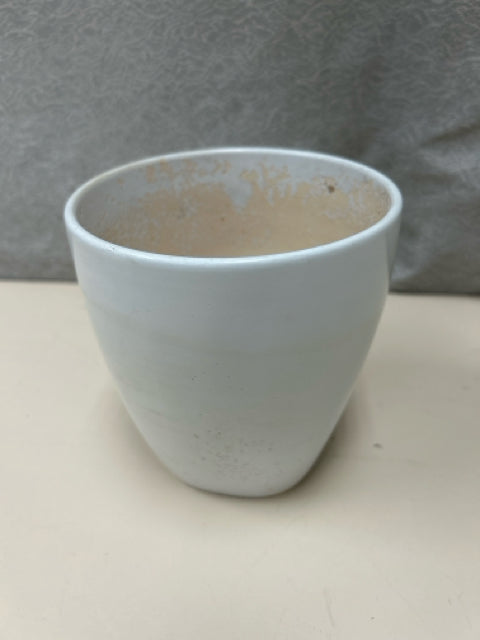 CREAM PLANTER