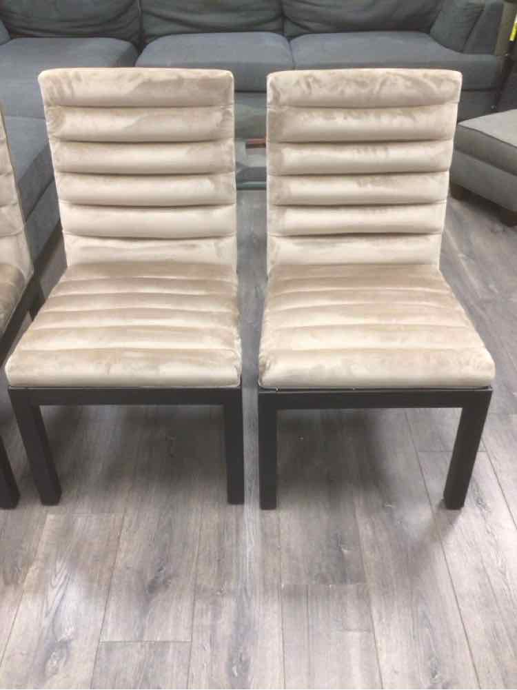 EVELYN VELVET UPHOLSTERED CHAIRS