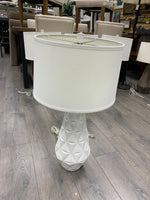 WHITE DIAMOND CONE BASE LAMP