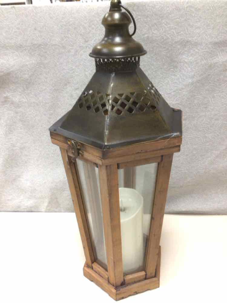 LANTERN W/FLICKER FAUX CANDLE