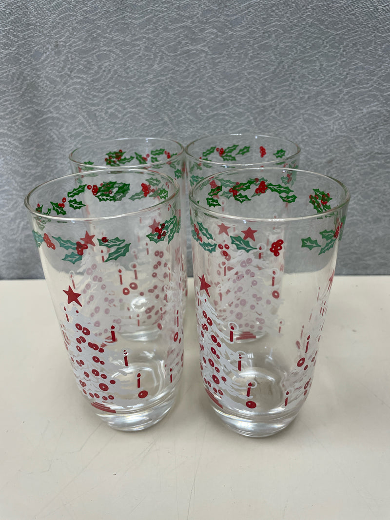 TALL GLASSES WHITE RED XMAS TREE