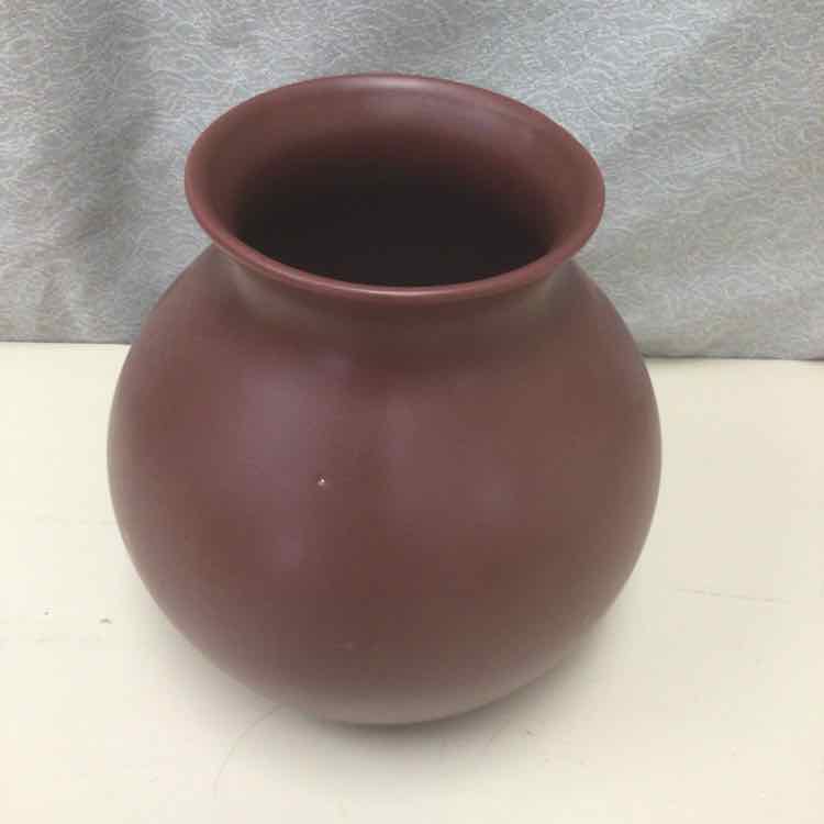 DARK CERAMIC VASE